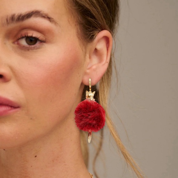 KATE SPADE • So Foxy Fox Russet Statement Huggies Earrings Pom Pom Fluffy - Picture 2 of 4